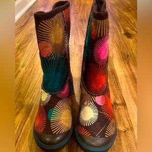 Skechers Mid Calf Boots